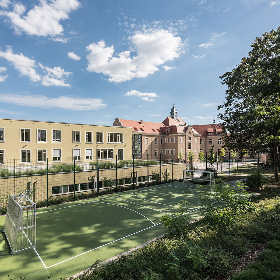 Schulgelände dey Beruflichen Gymnasium in Dresden Lockwitz